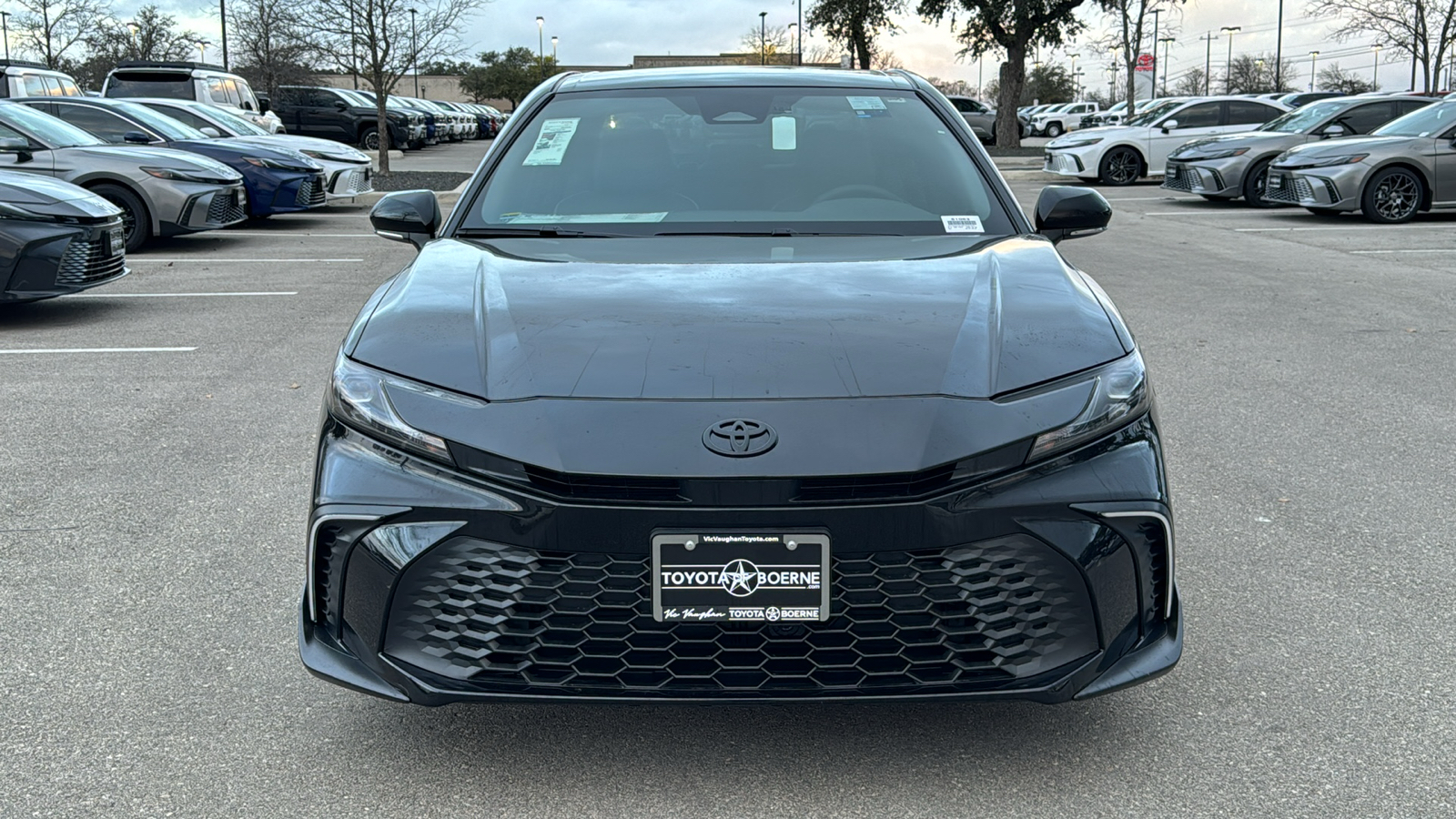 2025 Toyota Camry SE 2