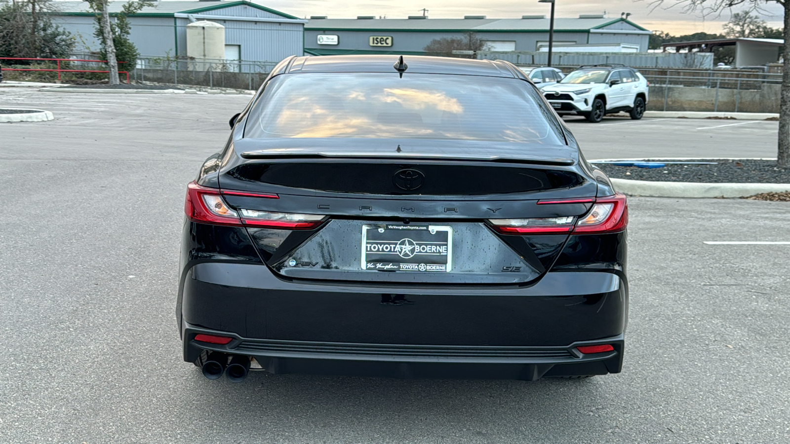 2025 Toyota Camry SE 6