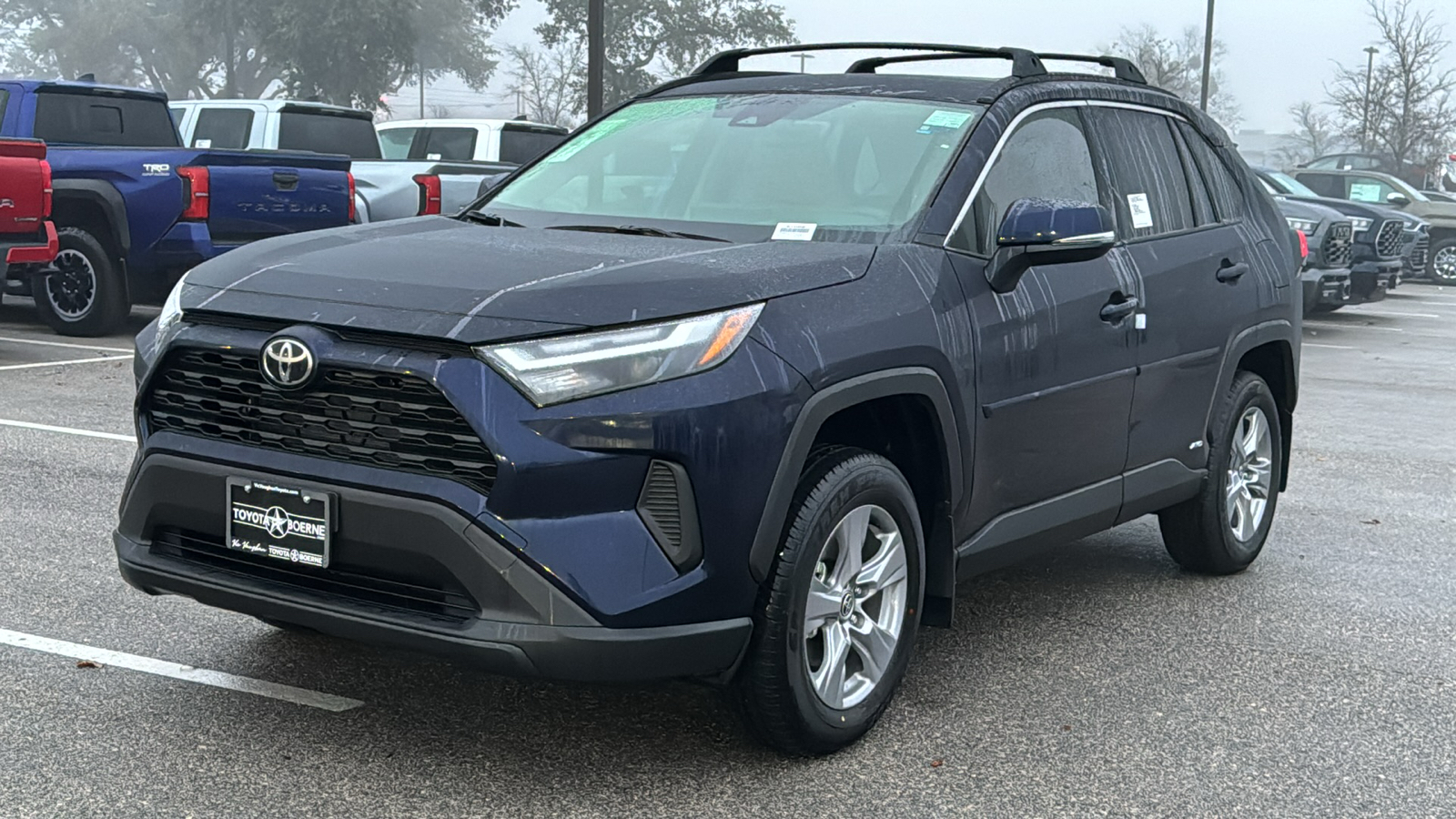 2025 Toyota RAV4 Hybrid XLE 3