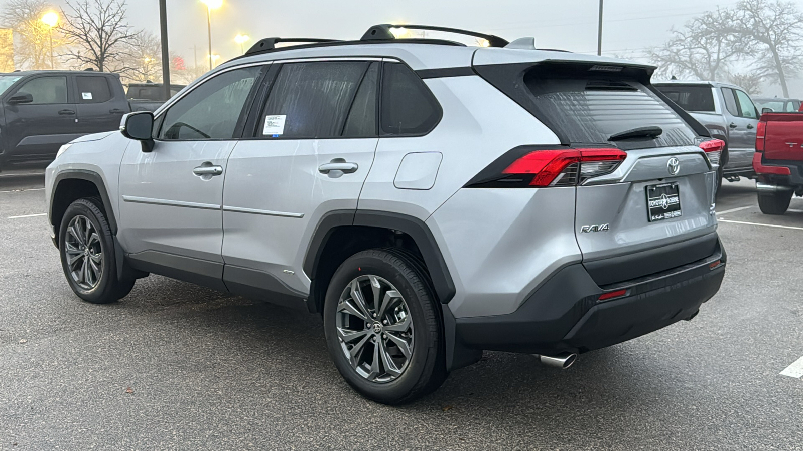 2025 Toyota RAV4 Hybrid XLE Premium 5