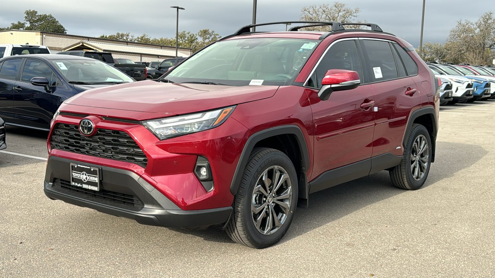 2025 Toyota RAV4 Hybrid XLE Premium 3