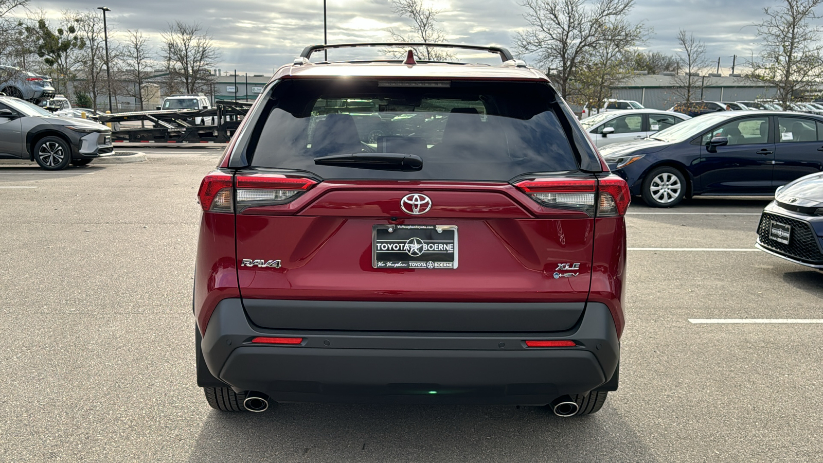 2025 Toyota RAV4 Hybrid XLE Premium 6