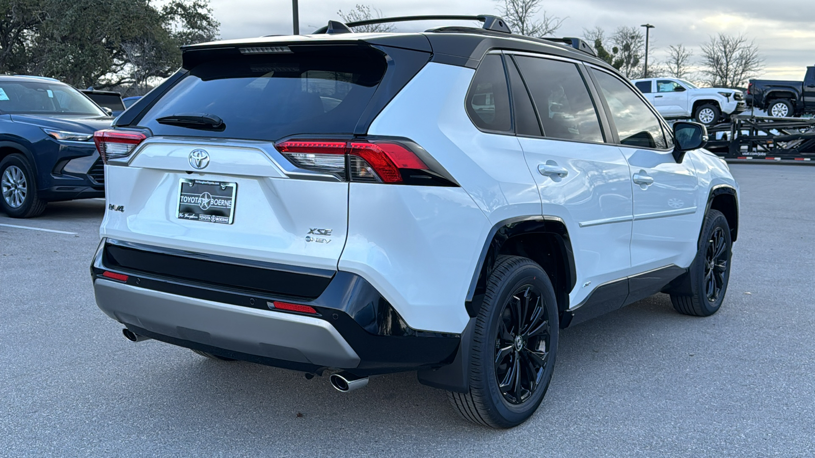 2025 Toyota RAV4 Hybrid XSE 7