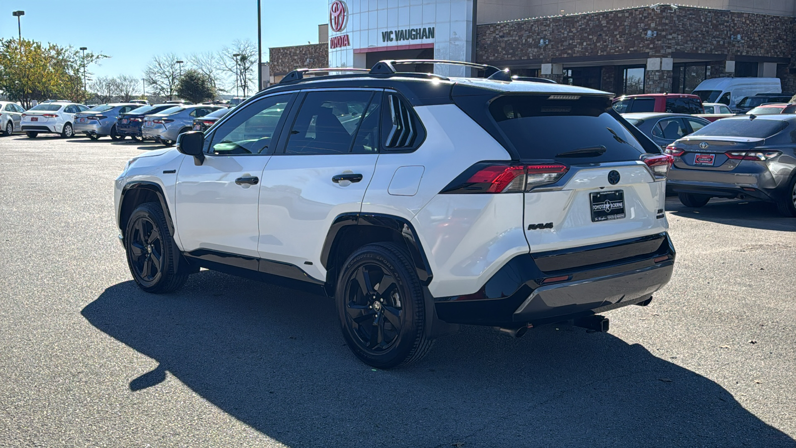 2021 Toyota RAV4 Hybrid XSE 5