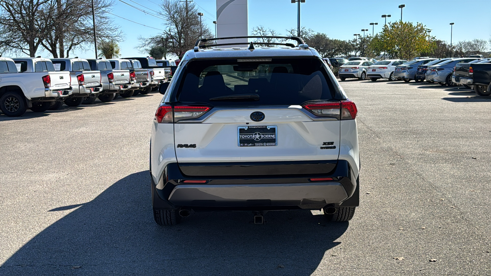 2021 Toyota RAV4 Hybrid XSE 6