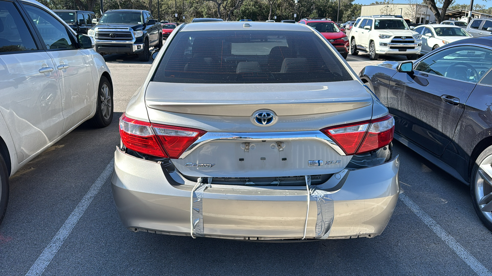 2016 Toyota Camry Hybrid XLE 5