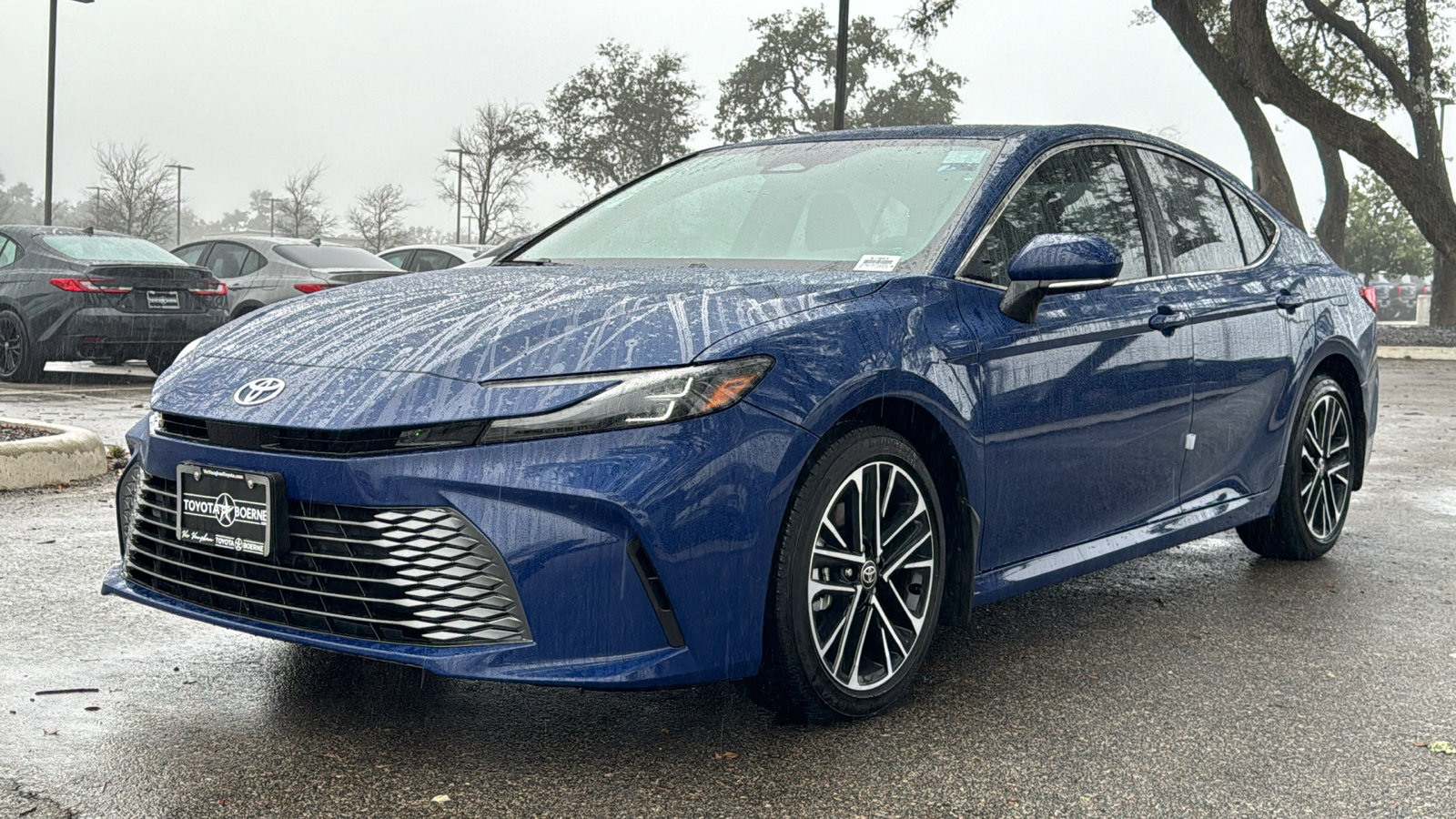 2025 Toyota Camry XLE 3