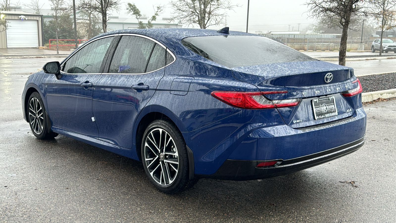 2025 Toyota Camry XLE 5