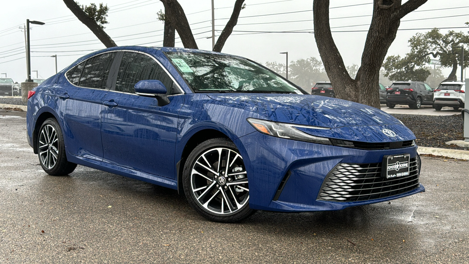 2025 Toyota Camry XLE 24