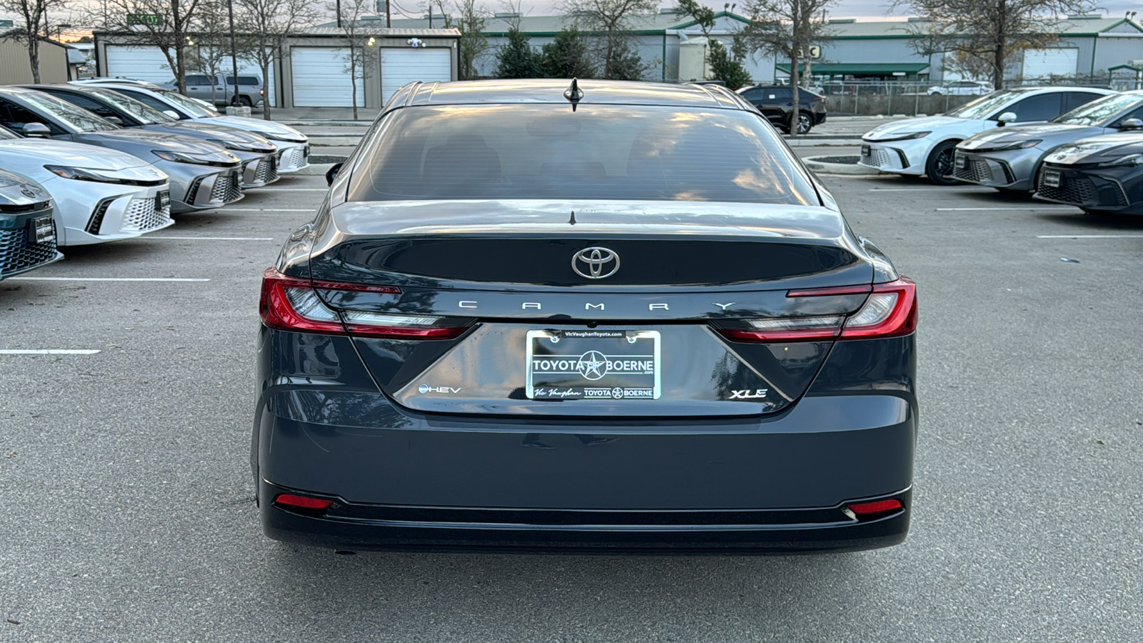 2025 Toyota Camry XLE 6