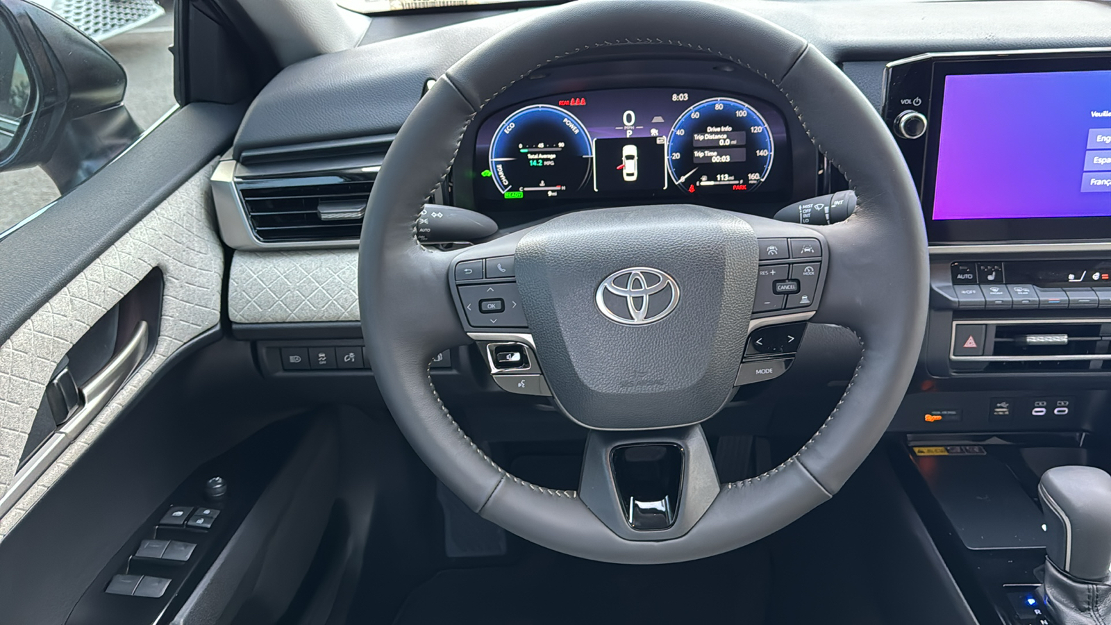 2025 Toyota Camry XLE 17