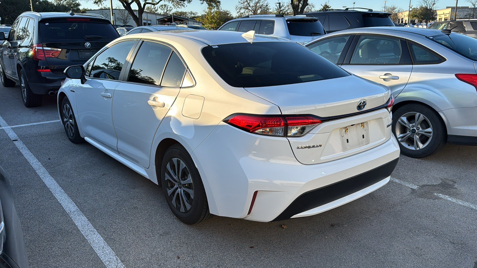 2020 Toyota Corolla Hybrid LE 4