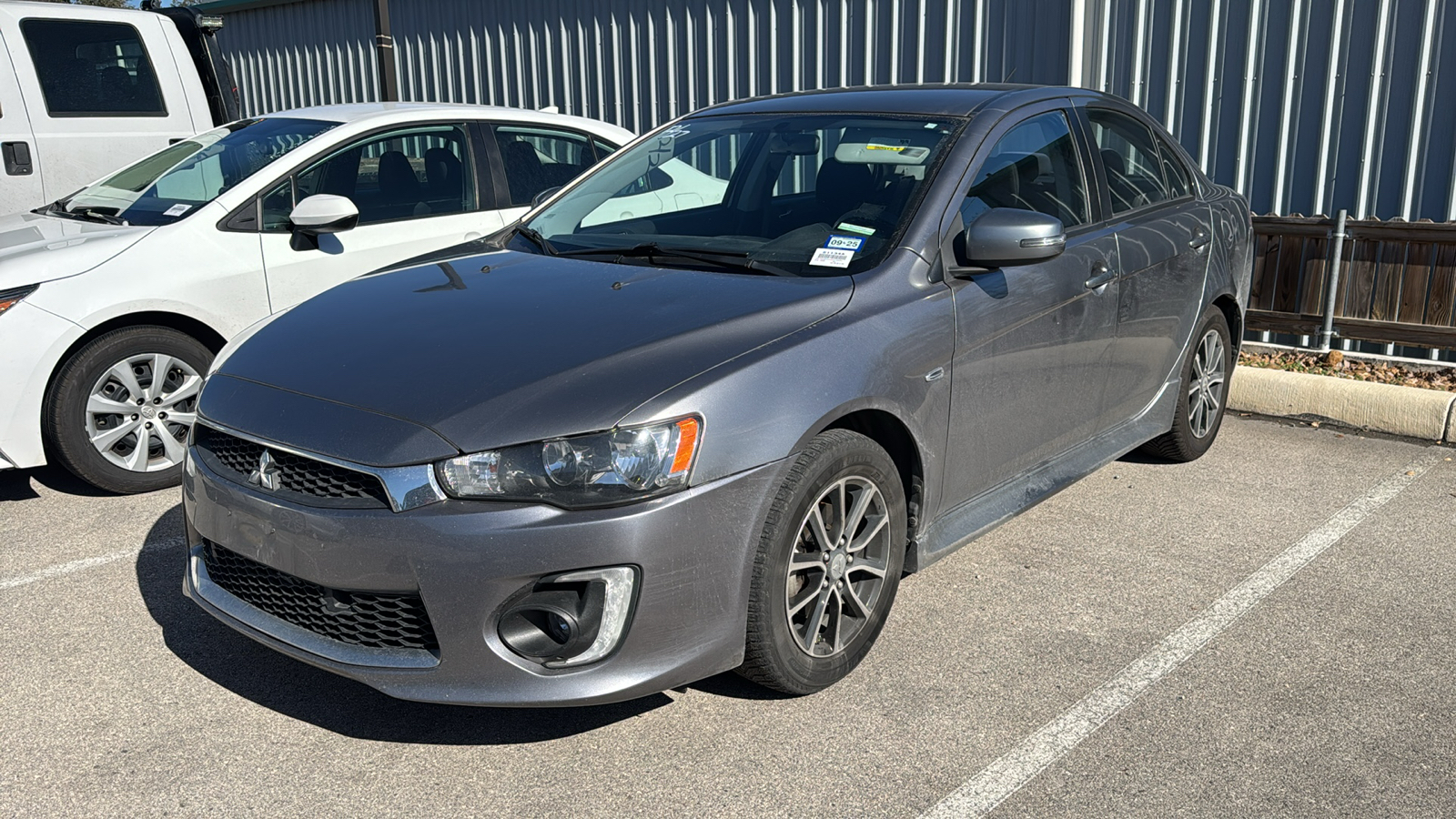 2017 Mitsubishi Lancer ES 3