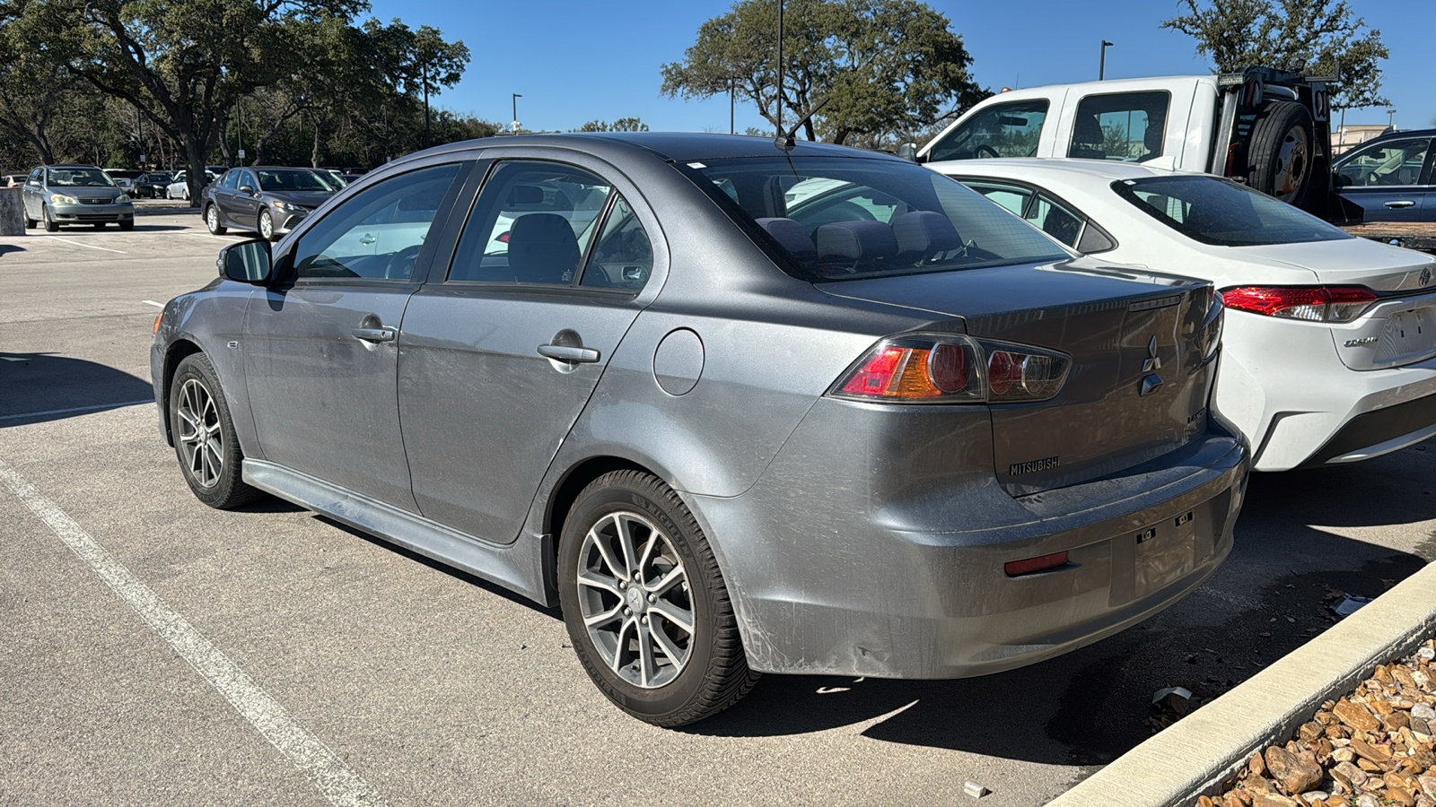 2017 Mitsubishi Lancer ES 4