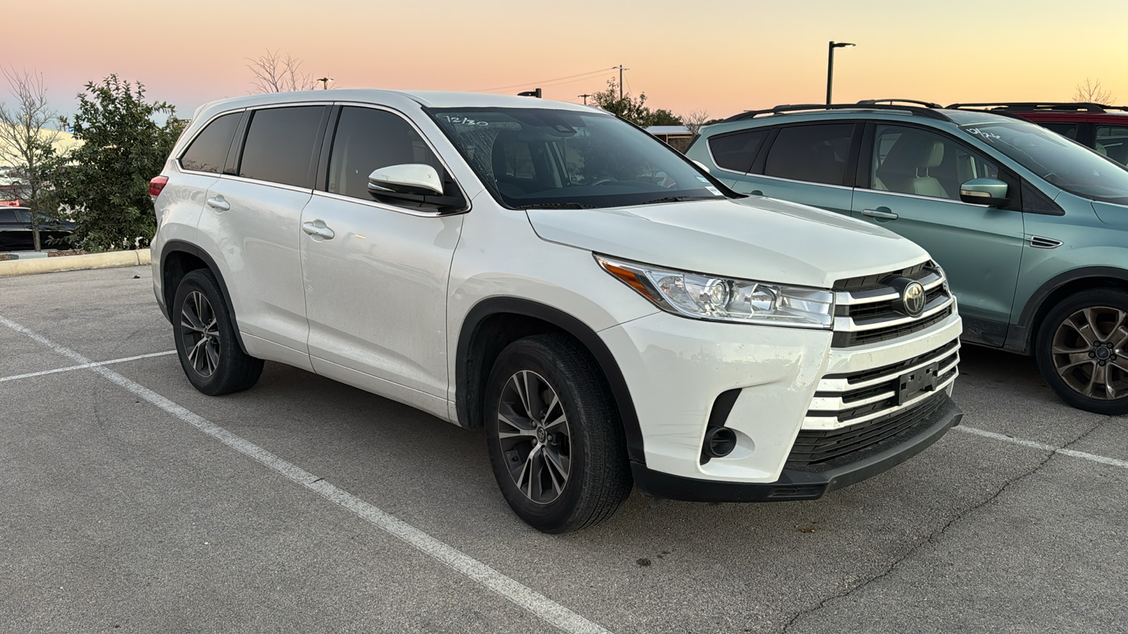 2018 Toyota Highlander LE 11