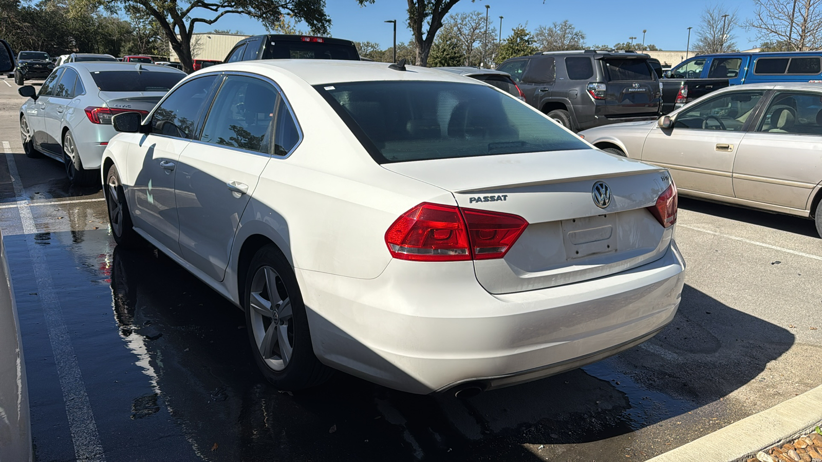 2015 Volkswagen Passat 1.8T SE 4