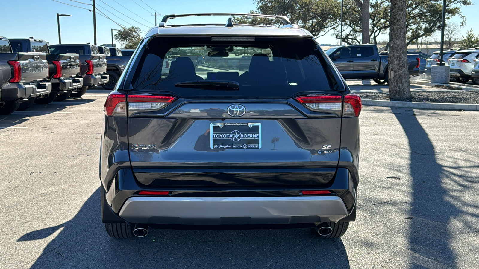 2025 Toyota RAV4 Hybrid SE 6