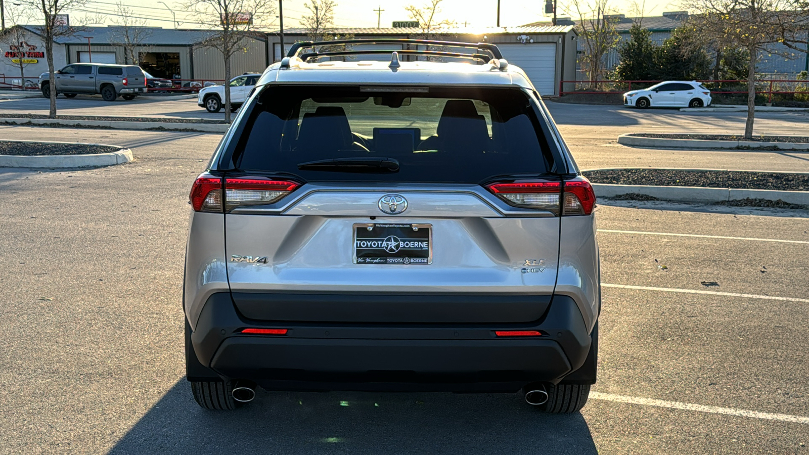 2025 Toyota RAV4 Hybrid XLE Premium 6