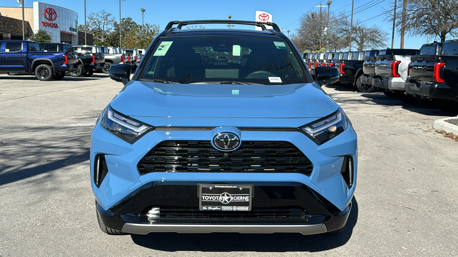 2025 Toyota RAV4 Hybrid XSE 2