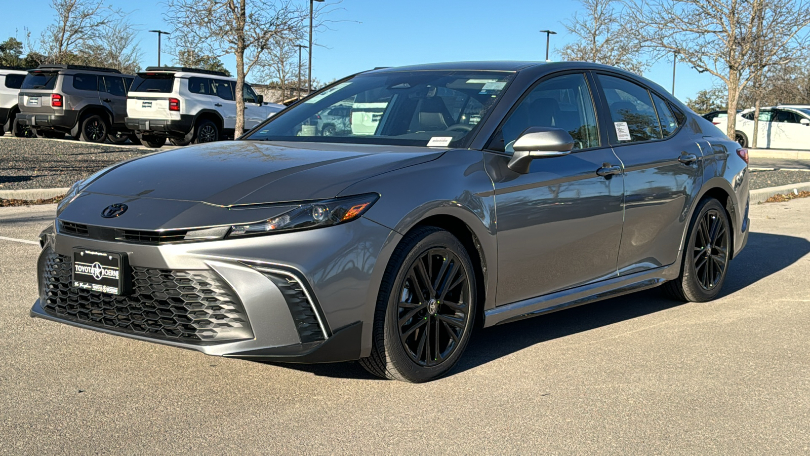 2025 Toyota Camry SE 3