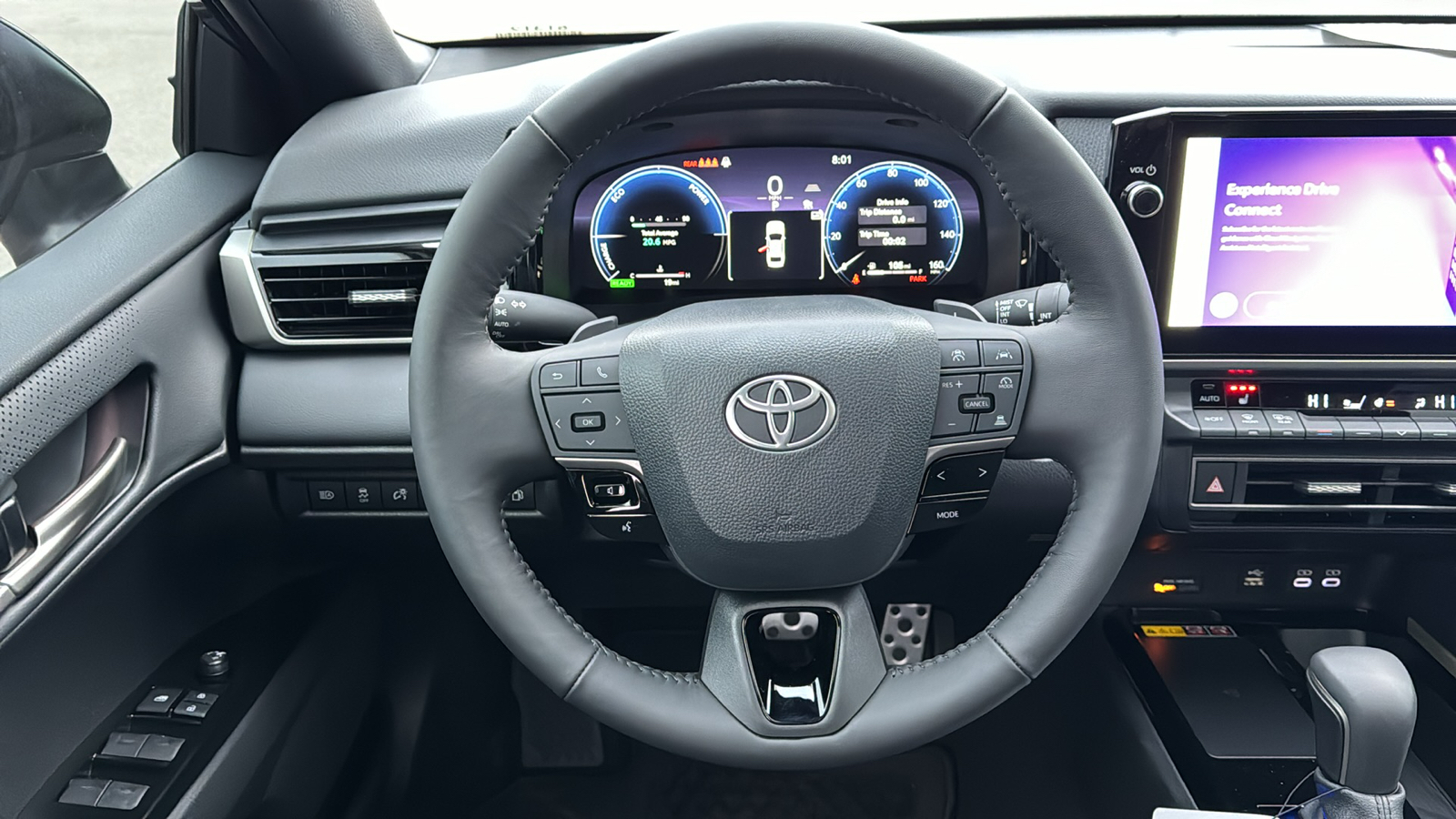 2025 Toyota Camry XSE 17