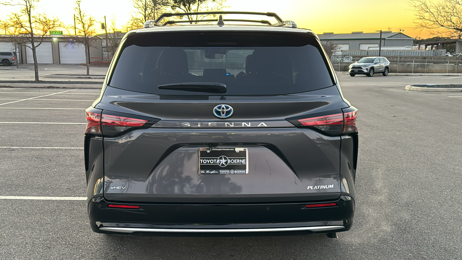 2025 Toyota Sienna Platinum 5