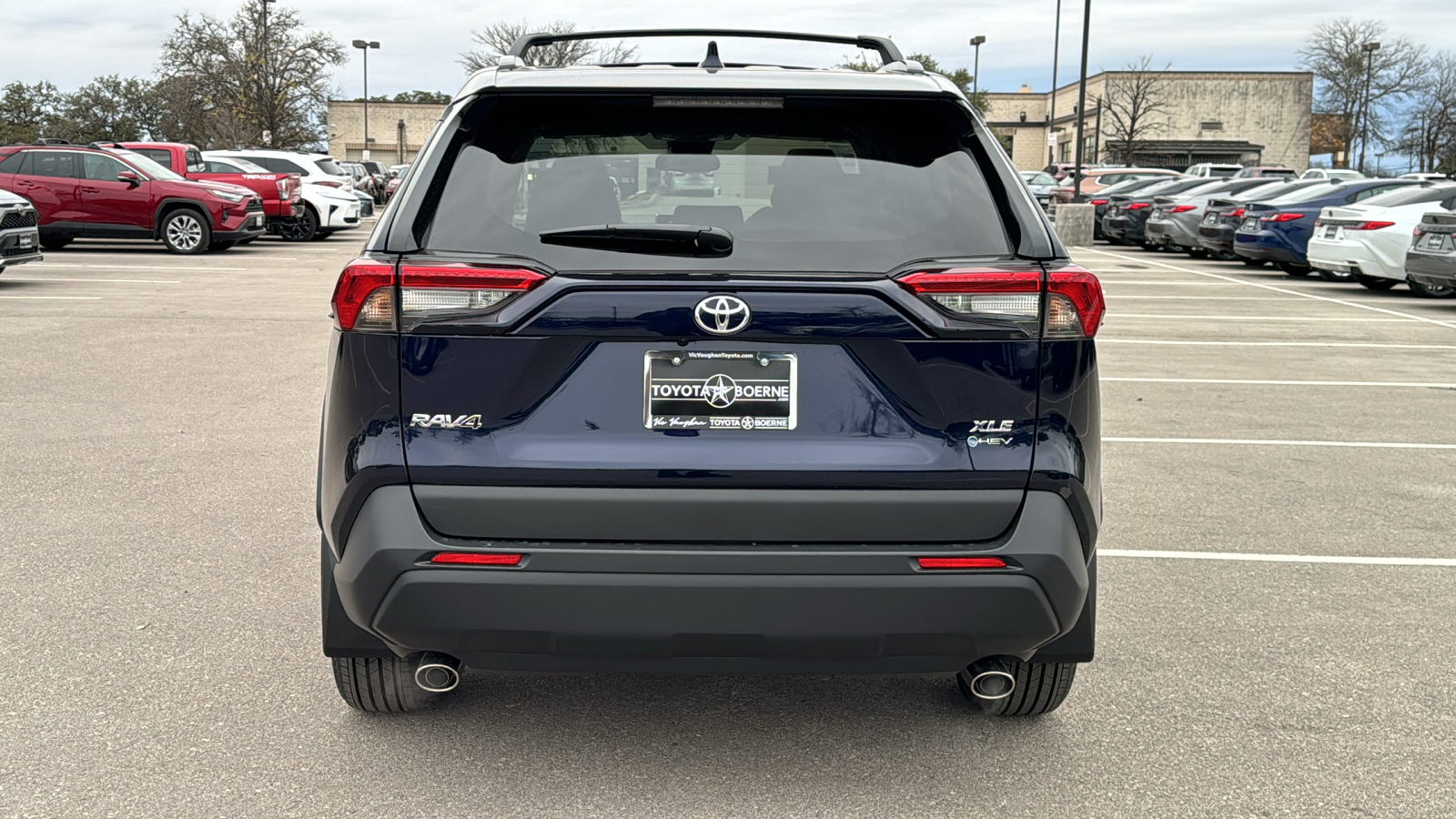 2025 Toyota RAV4 Hybrid XLE Premium 6