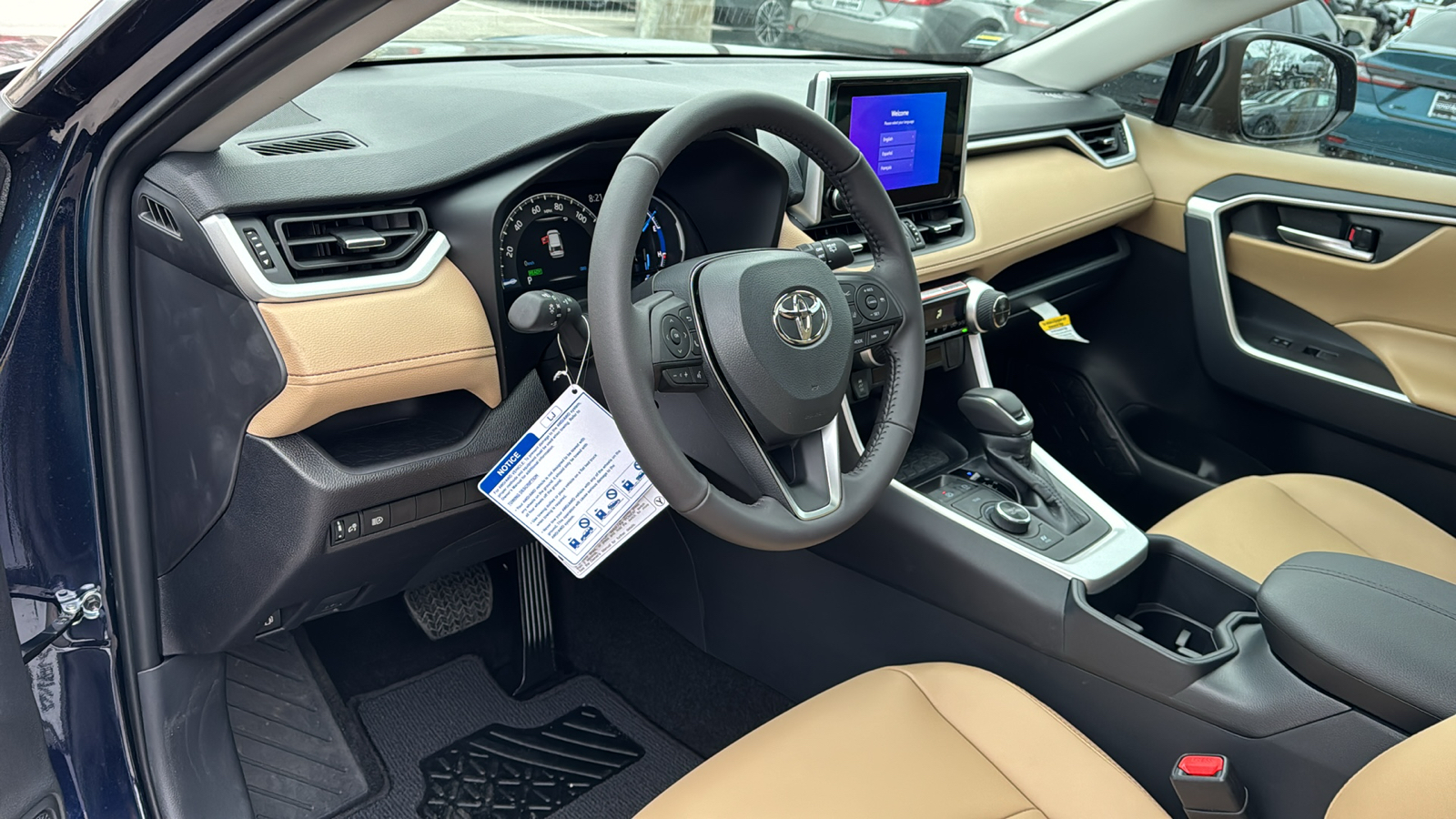 2025 Toyota RAV4 Hybrid XLE Premium 12