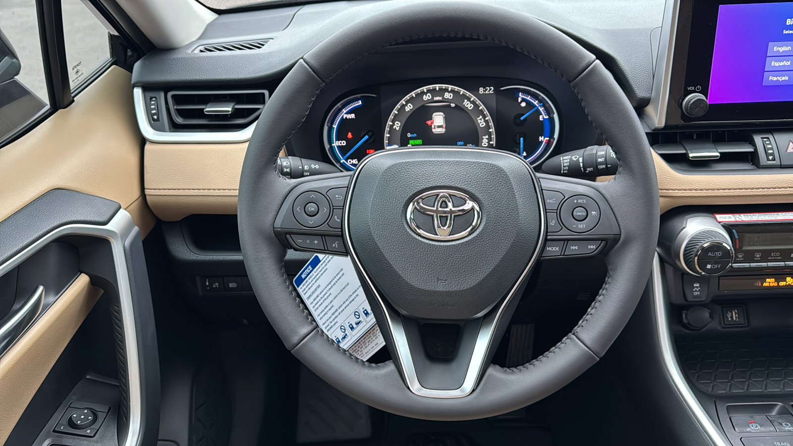 2025 Toyota RAV4 Hybrid XLE Premium 17