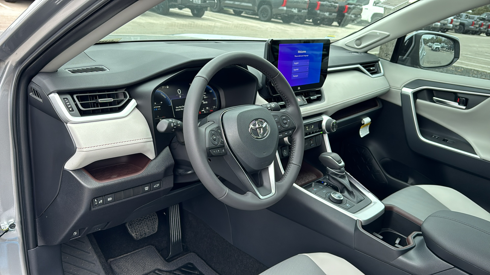 2025 Toyota RAV4 Hybrid Limited 12