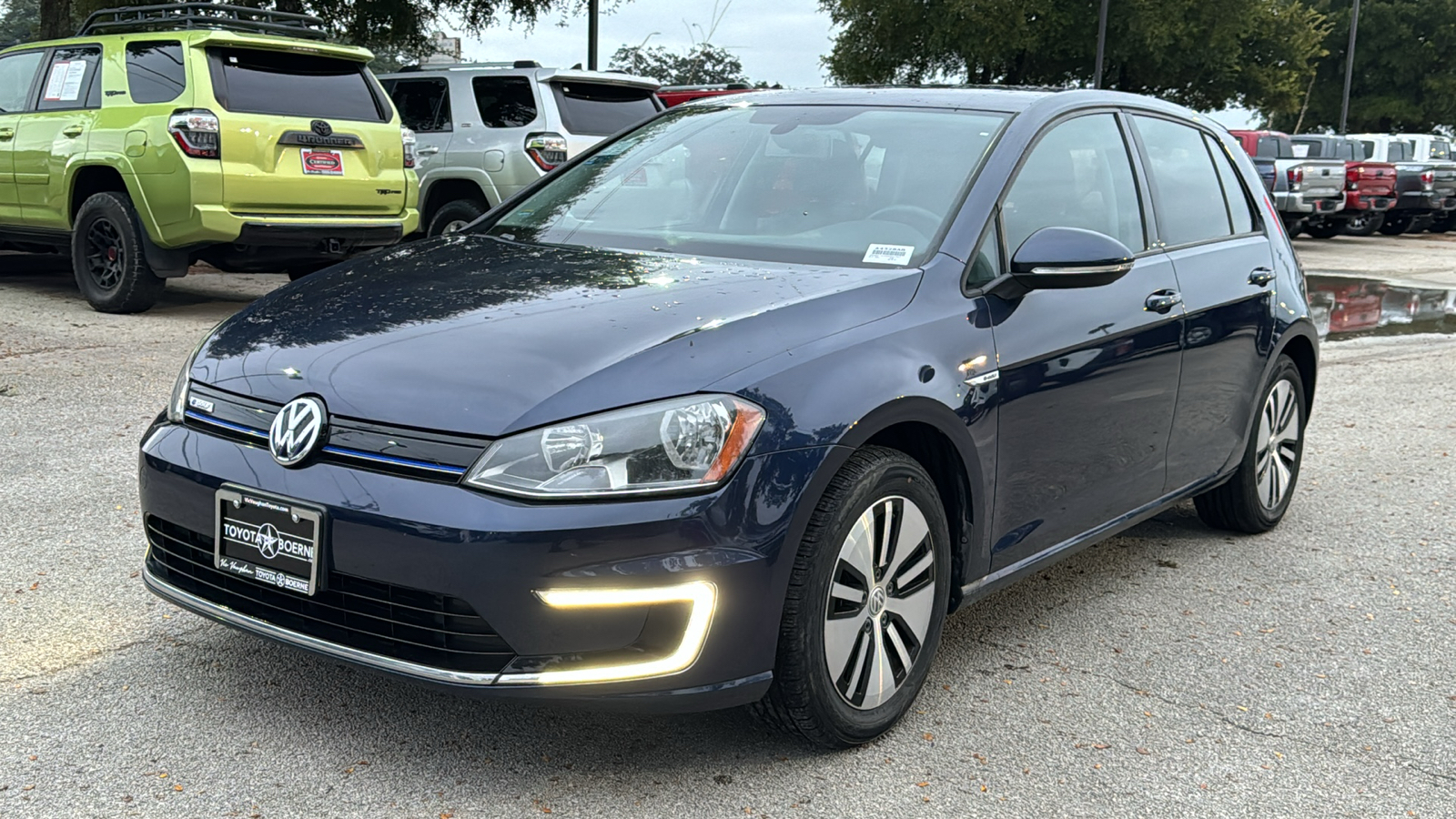 2016 Volkswagen e-Golf SE 3