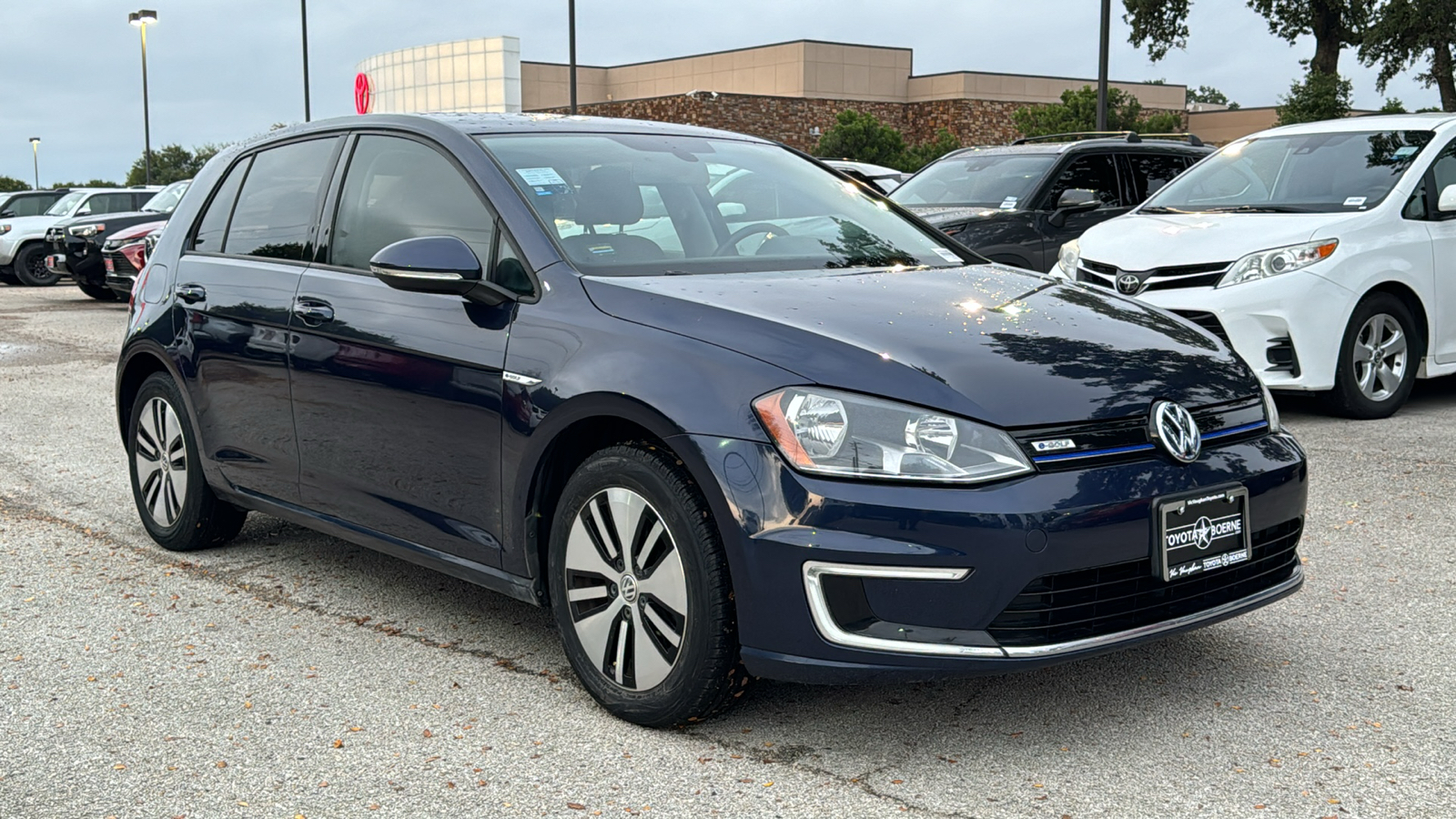 2016 Volkswagen e-Golf SE 35