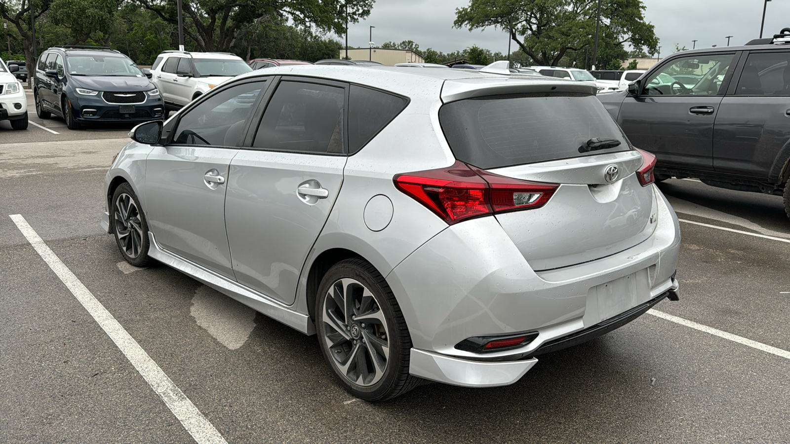 2017 Toyota Corolla iM Base 5