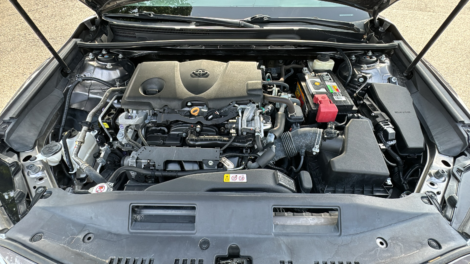 2018 Toyota Camry SE 39