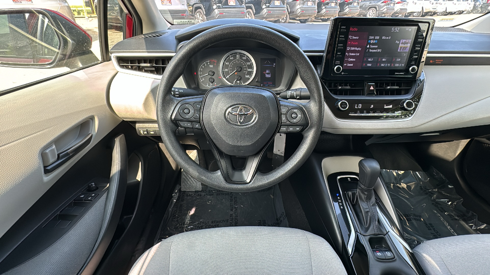 2022 Toyota Corolla LE 18