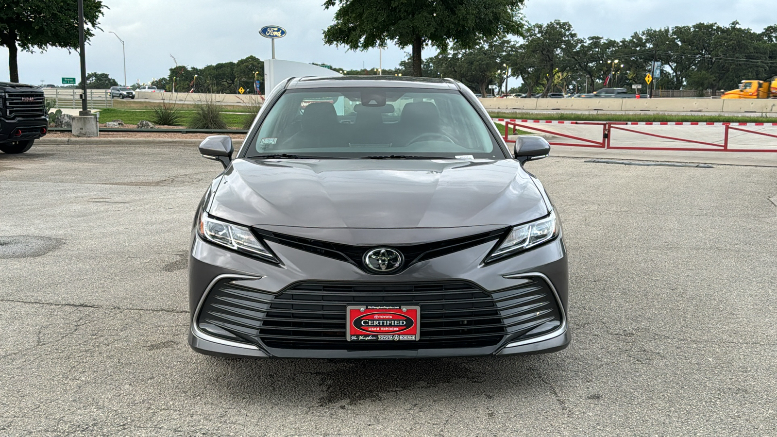2023 Toyota Camry LE 2