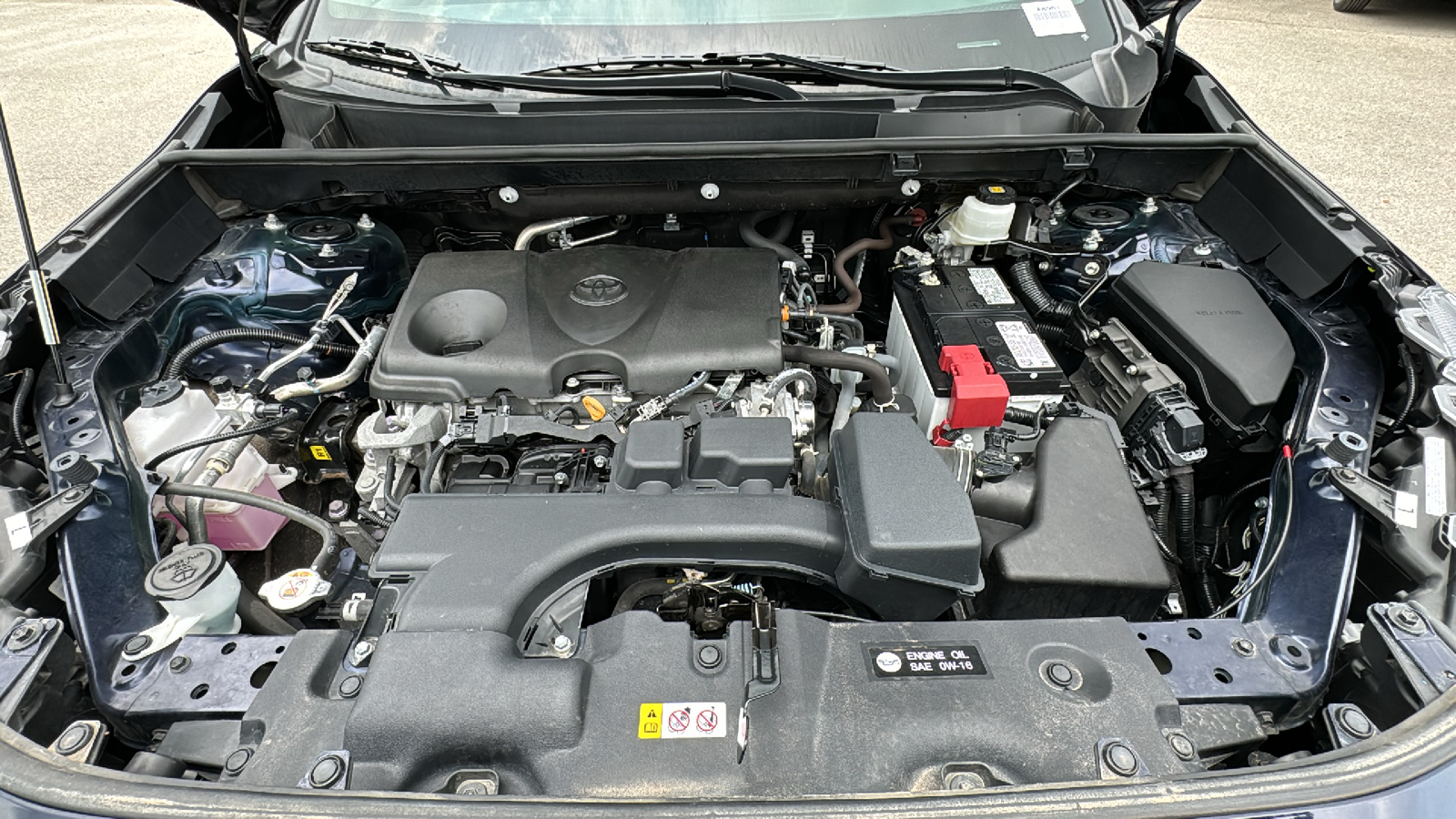2022 Toyota RAV4 XLE 39