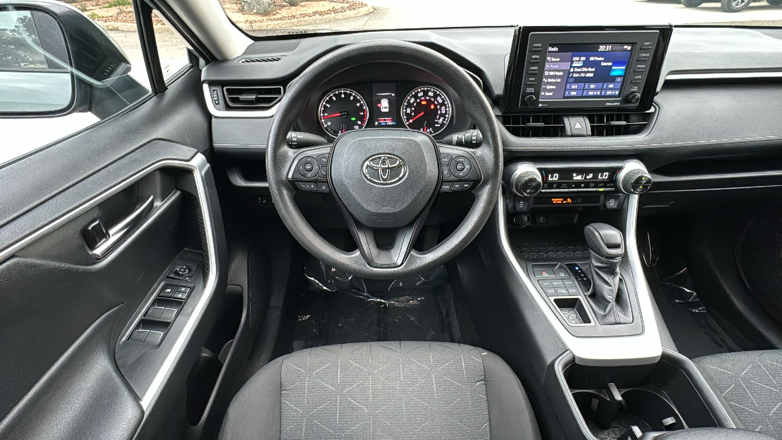 2022 Toyota RAV4 XLE 20