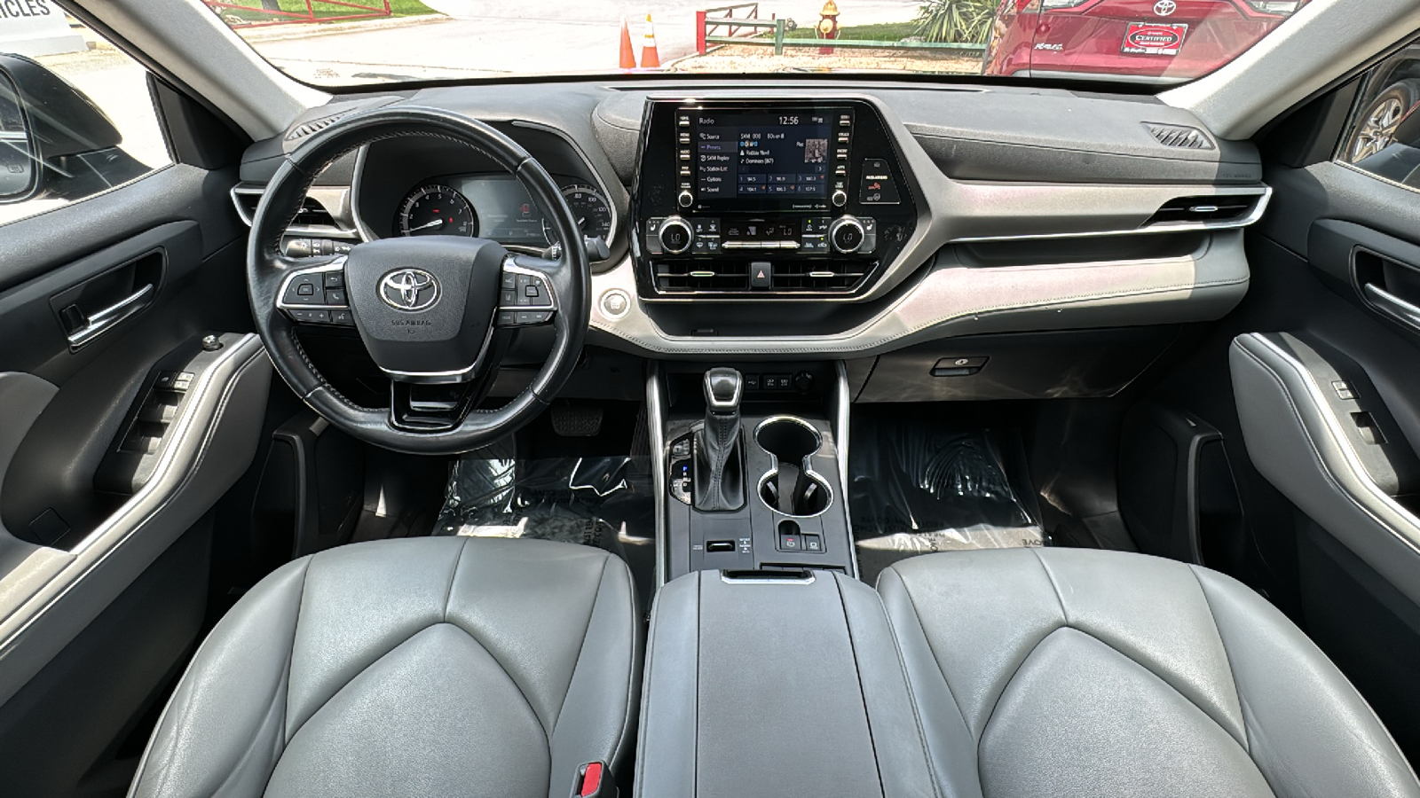 2021 Toyota Highlander XLE 21