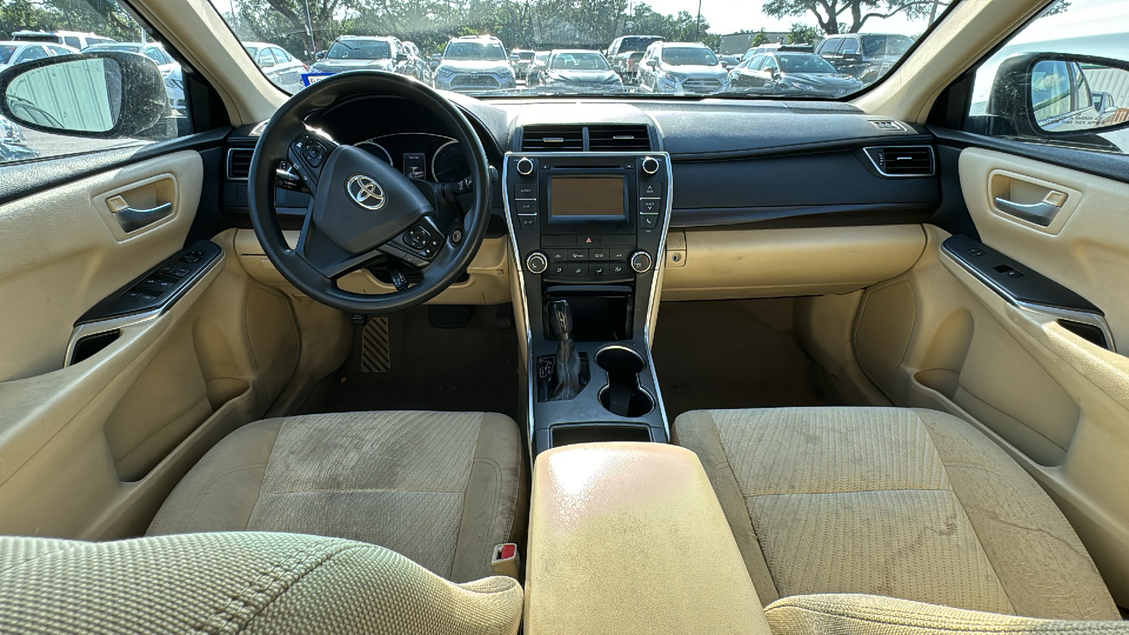2016 Toyota Camry LE 9