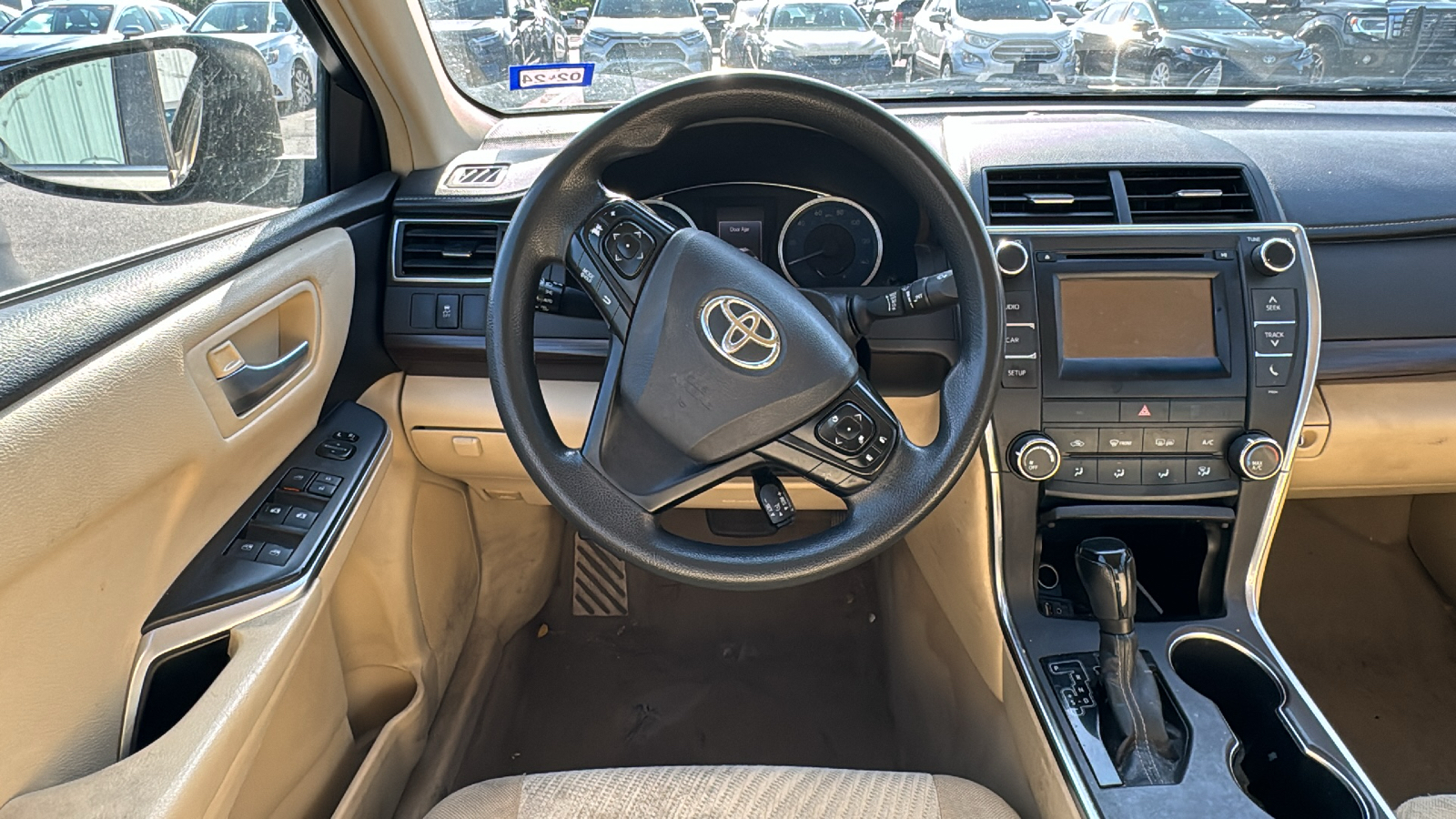 2016 Toyota Camry LE 10