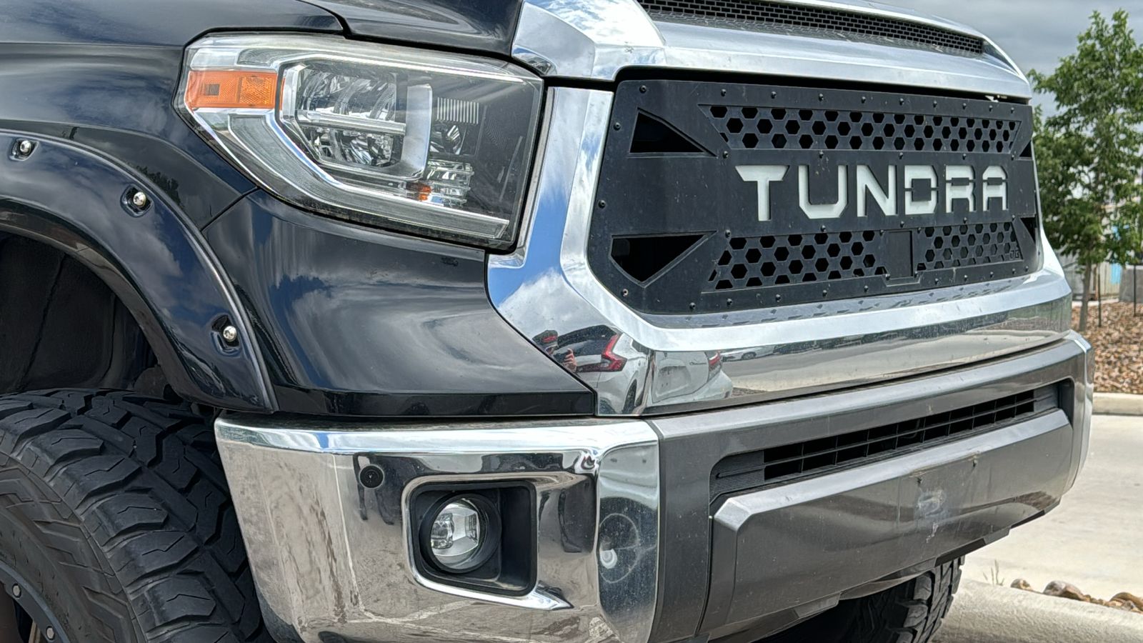 2019 Toyota Tundra 1794 11