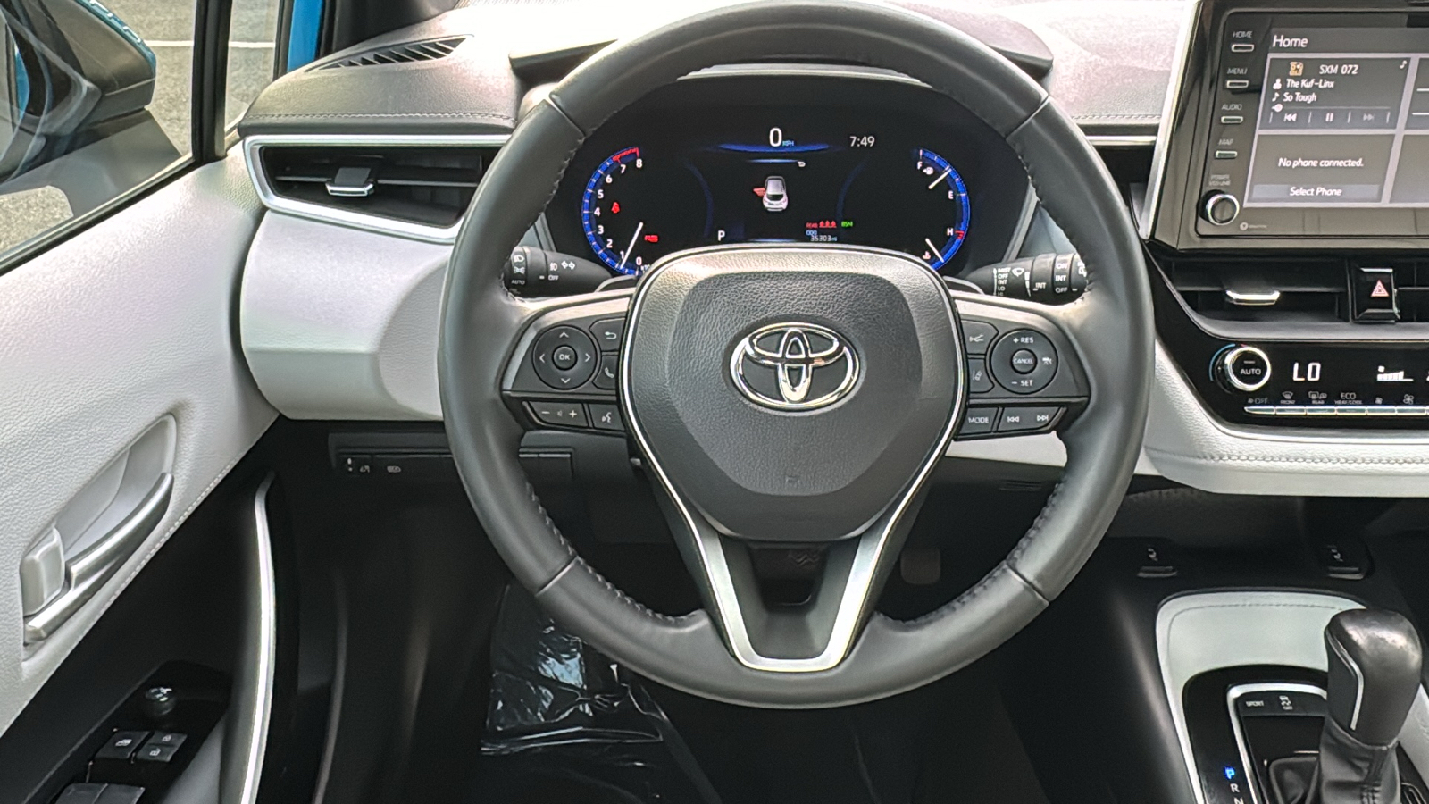 2022 Toyota Corolla Hatchback XSE 27