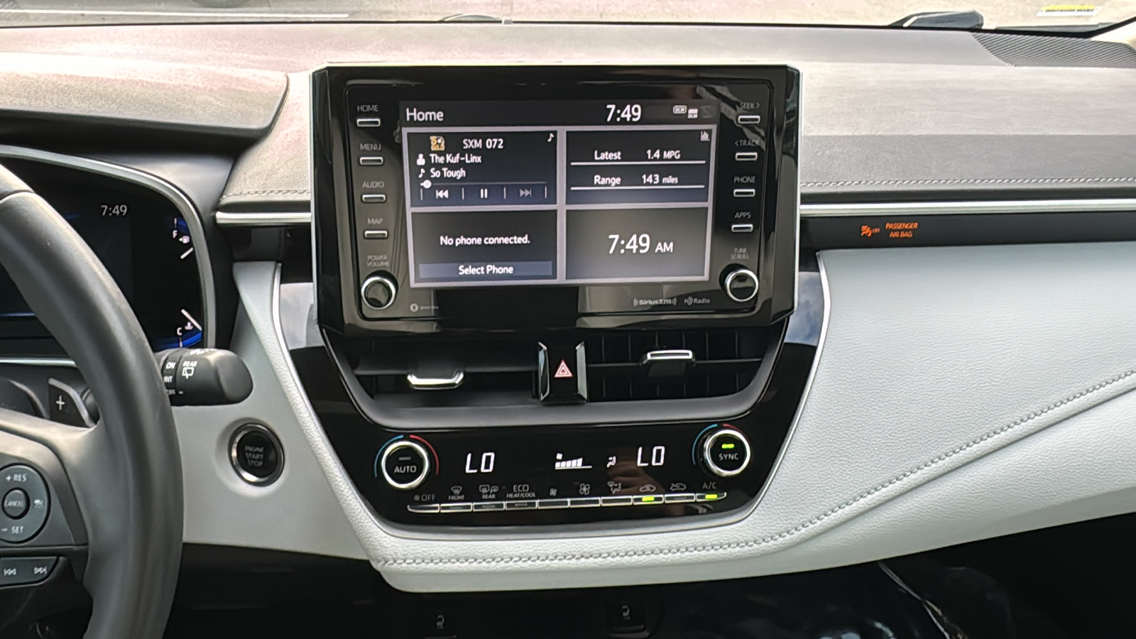 2022 Toyota Corolla Hatchback XSE 31