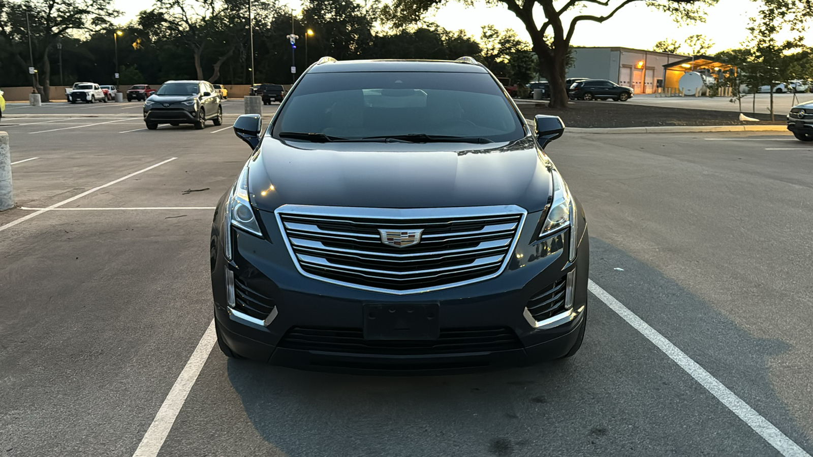 2019 Cadillac XT5 Luxury 2