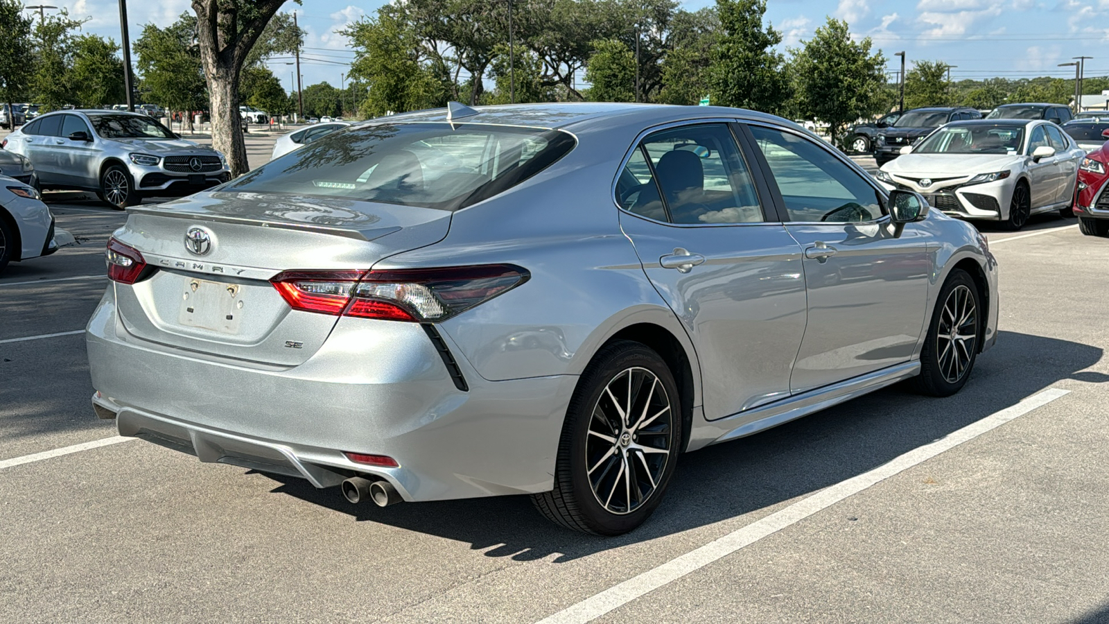 2023 Toyota Camry SE 6