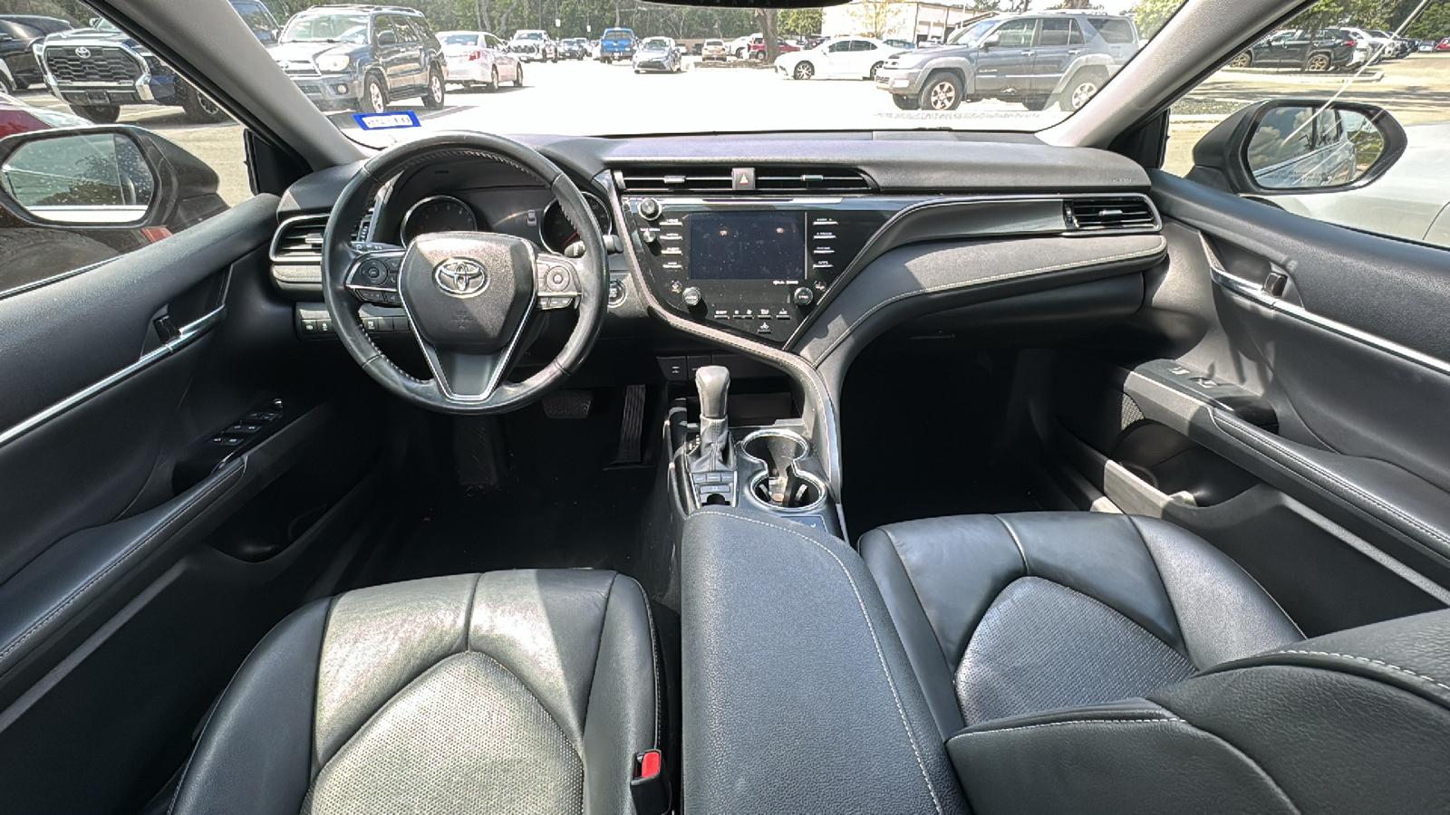 2019 Toyota Camry XSE 10