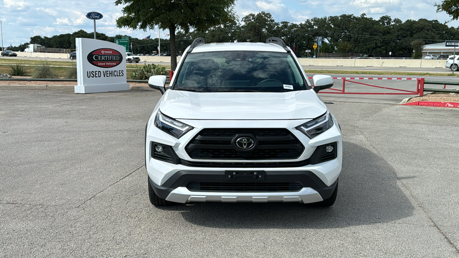 2022 Toyota RAV4 Adventure 2