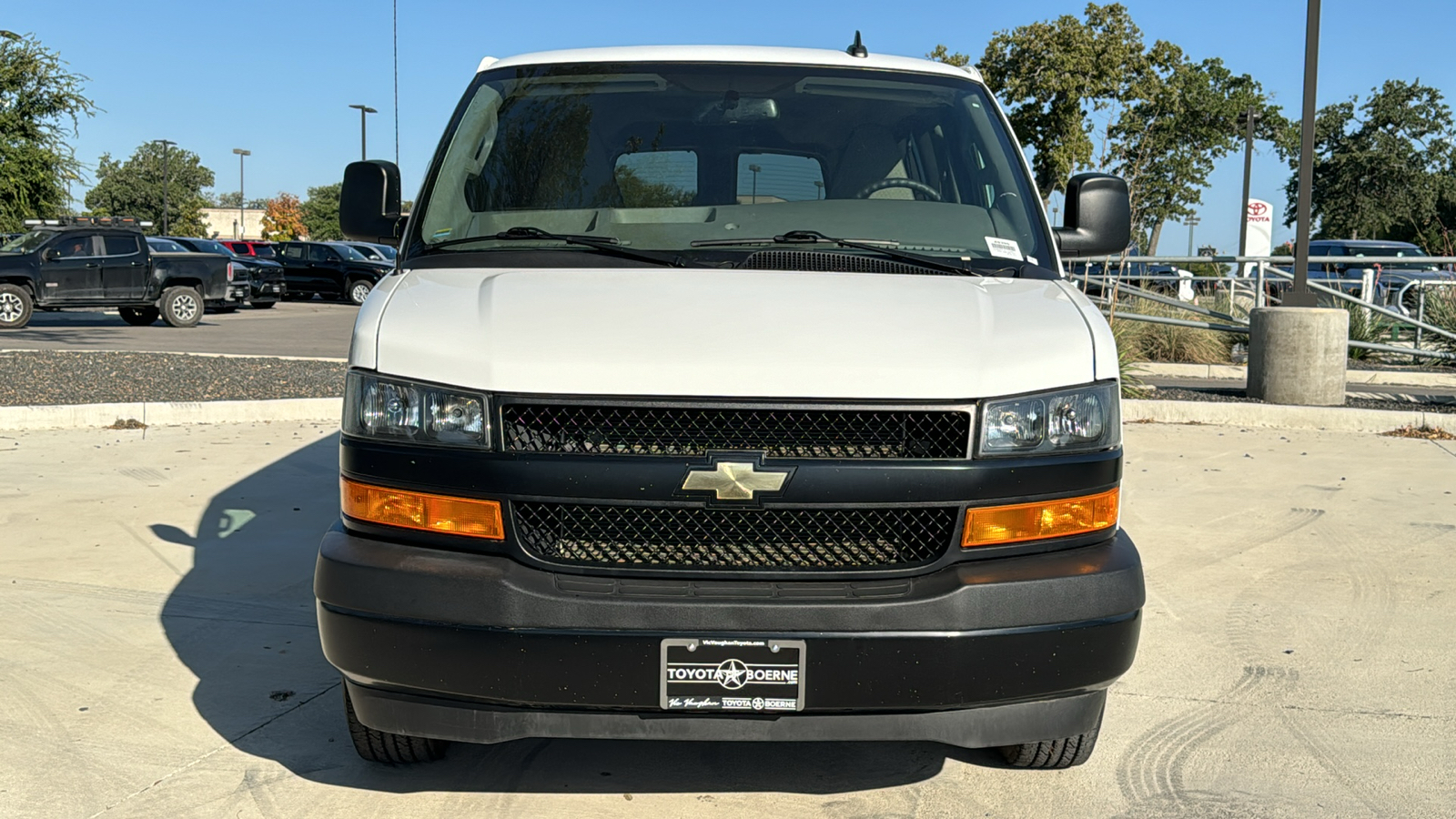 2023 Chevrolet Express 3500 LS 2