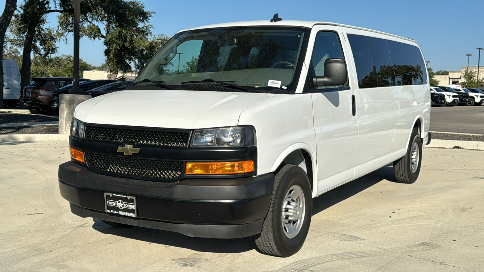 2023 Chevrolet Express 3500 LS 3